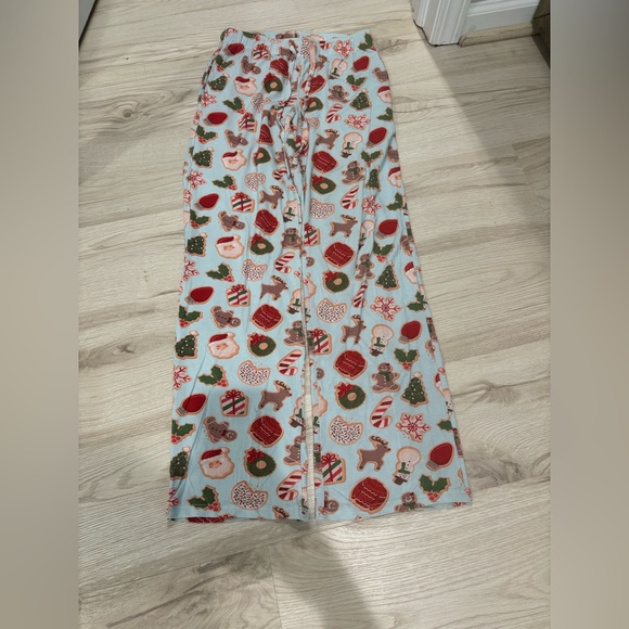 Caden lane women’s Christmas pajama pants - Picture 4 of 4